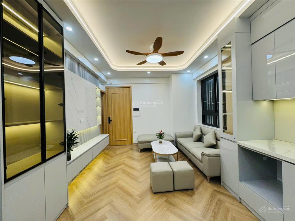 Bán nhanh căn 3pn trung tâm cầu giấy gần đh quốc gia full nội thất cao cấp