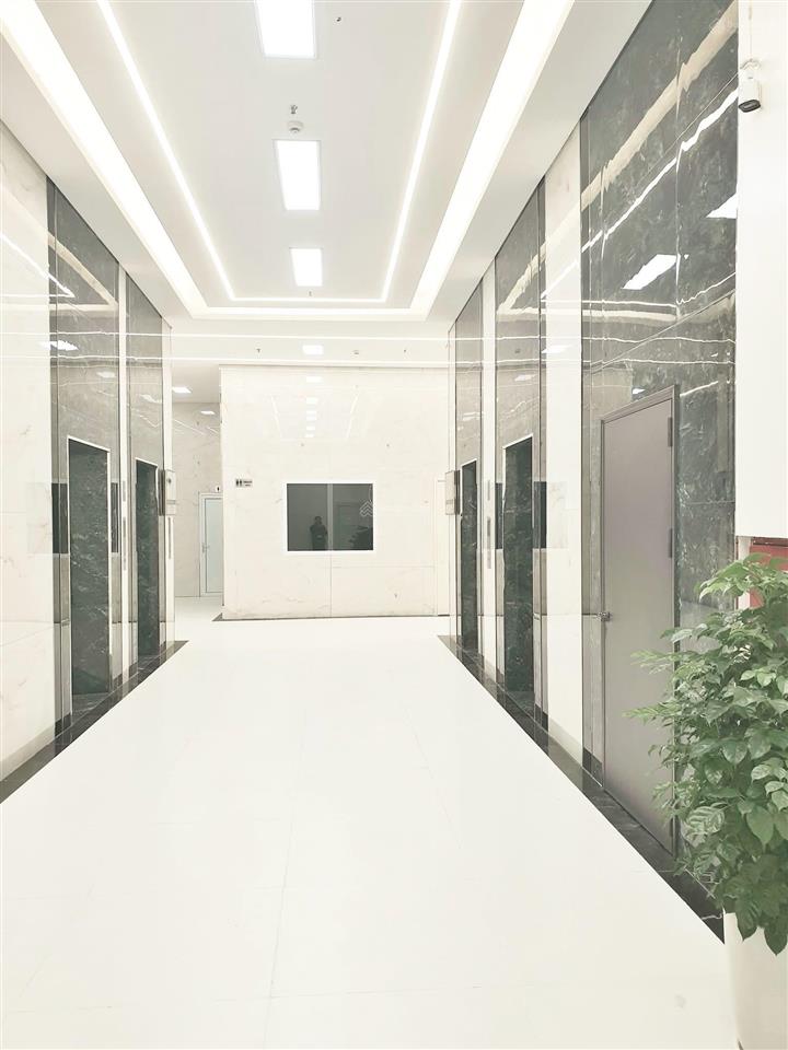 Bán chung cư vinaconex 7, dt 90m2, 2 ngủ, 2vs, full đồ đẹp giá nhỉnh 6 tỷ,  ngay 0919 420 ***