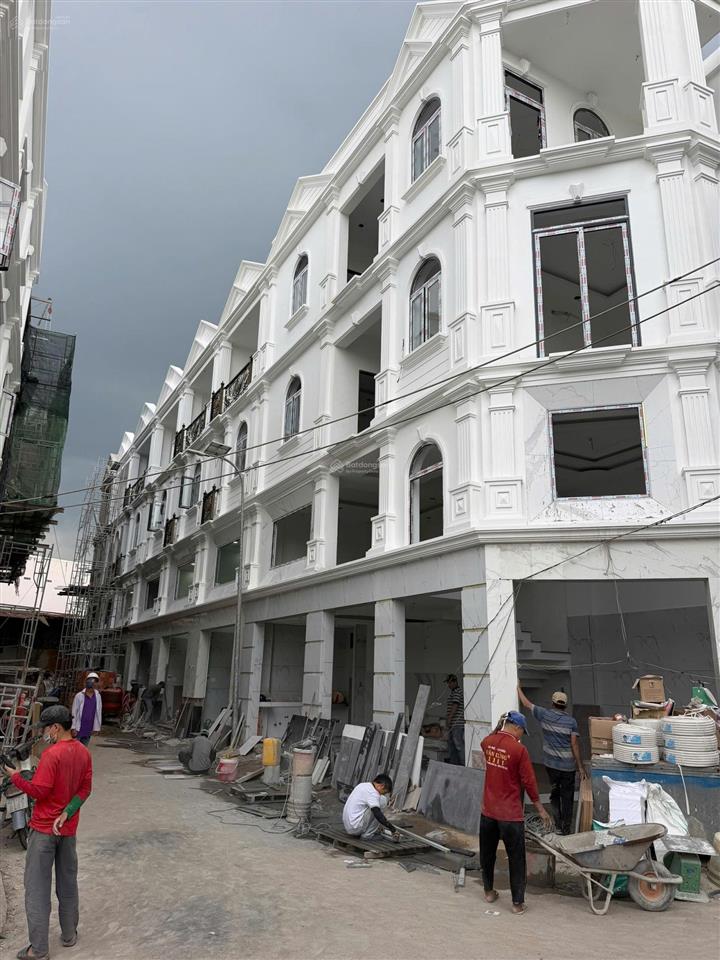 Pearl riverside phú định q8, nhà phố 1 trệt, lửng, 2 lầu, ck 3%, giá 6 tỷ 5