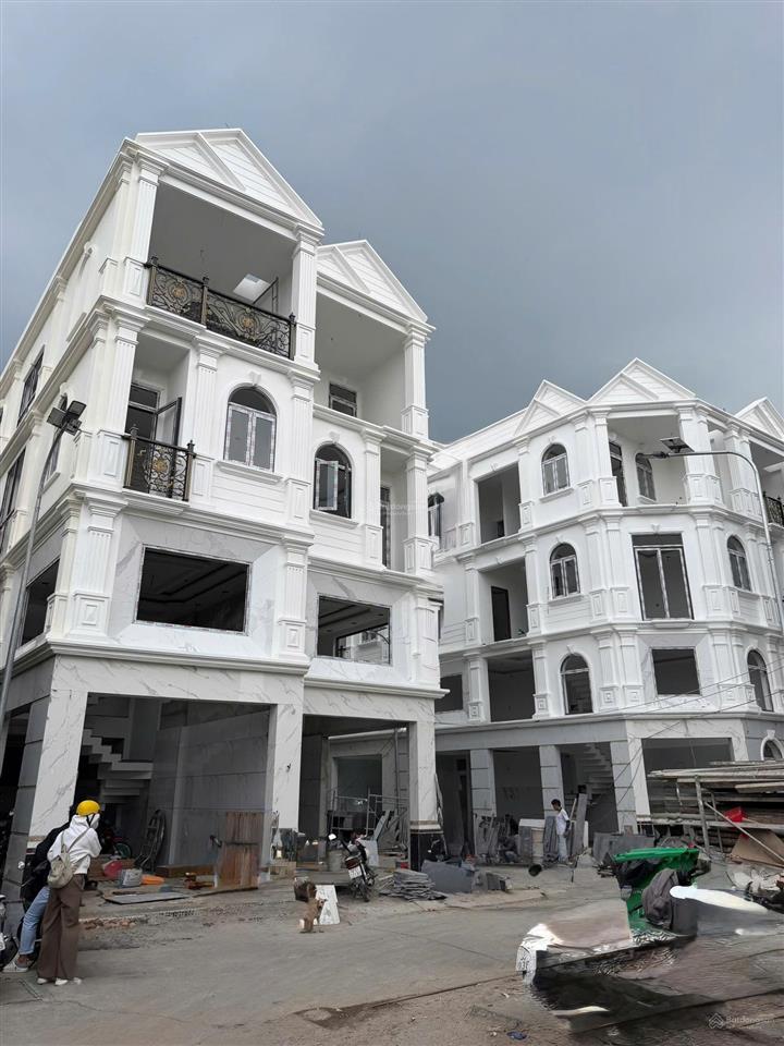Bán nhà phố pearl riverside quận 8, xây dựng 1 trệt, lửng, 2 lầu, ck3%, 6tỷ6, hỗ trợ vay