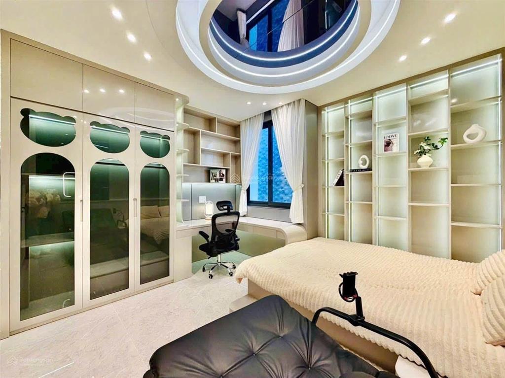 Gara xe hơi 7c  nhà đẹp 5 tầng ~52m2 phan huy ích, p12, gò vấp  còn bớt sát tân bình