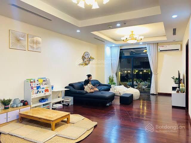 Bán chung cư royal city 3 phòng ngủ giá rẻ chỉ 12xtr/m2 full nội thất