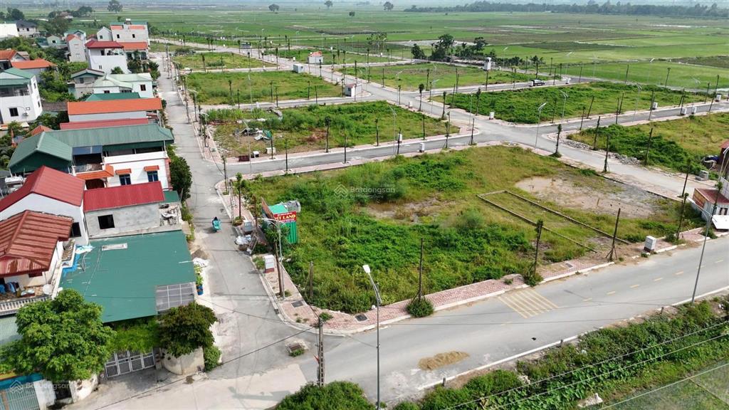Đất đấu giá đỗ động 92m2 mặt tiền 6m sát olympic phân khu d giá 8, x tỷ