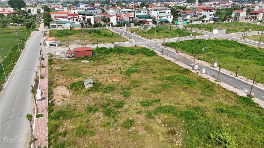 Đất đấu giá đỗ động 92m2 mặt tiền 6m sát olympic phân khu d giá 8, x tỷ