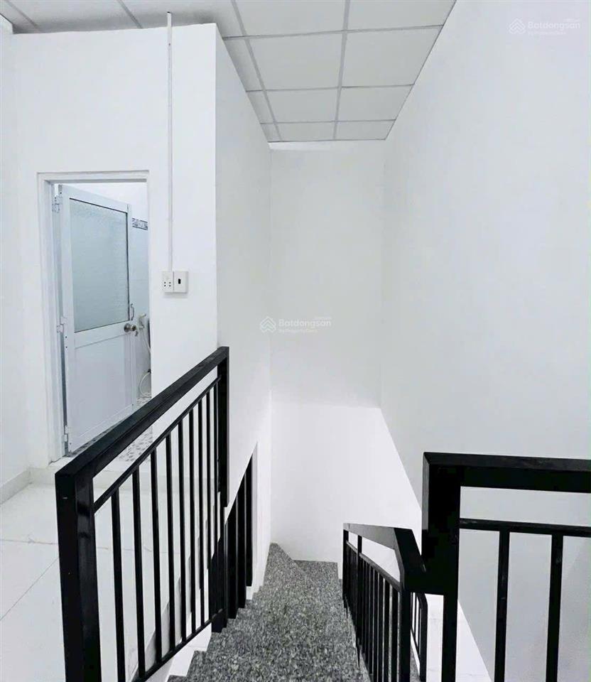 Nhà 1 lầu 4pn 4.4*22m 96.7m² vuông vức kqh hxh gần đs 2 6.1 tỷ