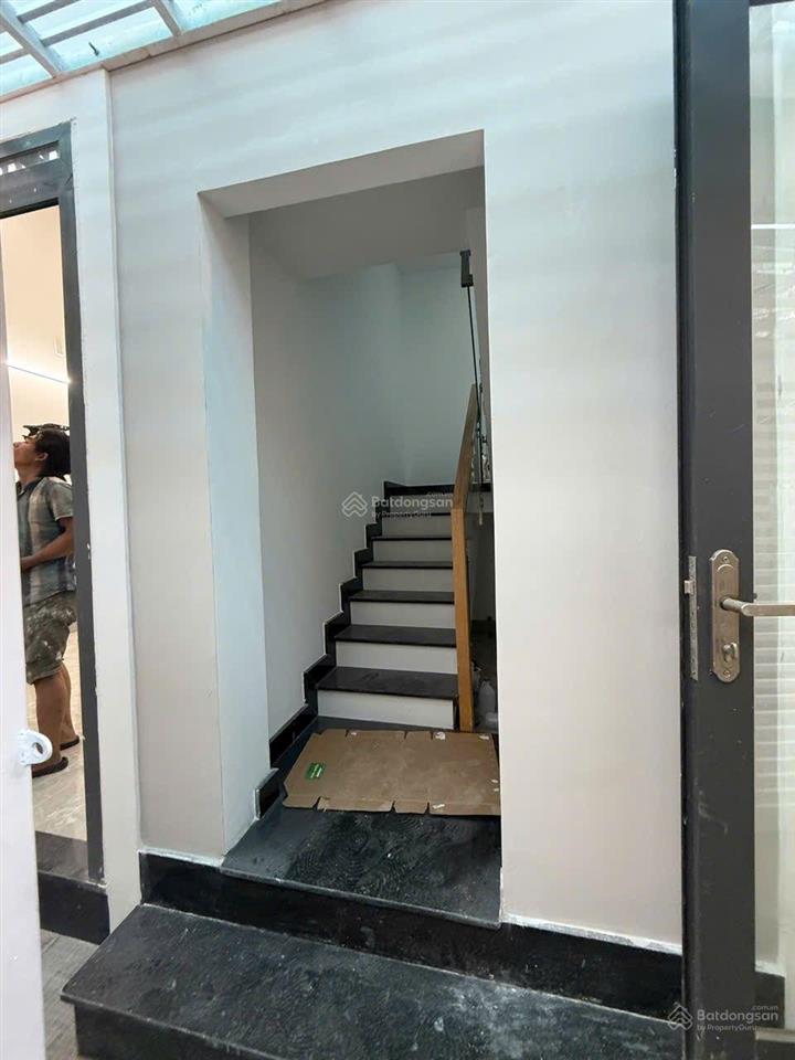 Nhà mới 3 tầng 50.3m2 ngang 8.3m hẻm bagac phạm văn đồng, thủ đức cũ. giá 3.8 tỷ
