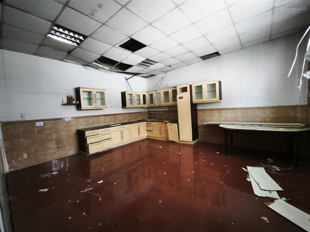 Nhà văn phòng 600m2 1 lầu quốc lộ 13, hbp