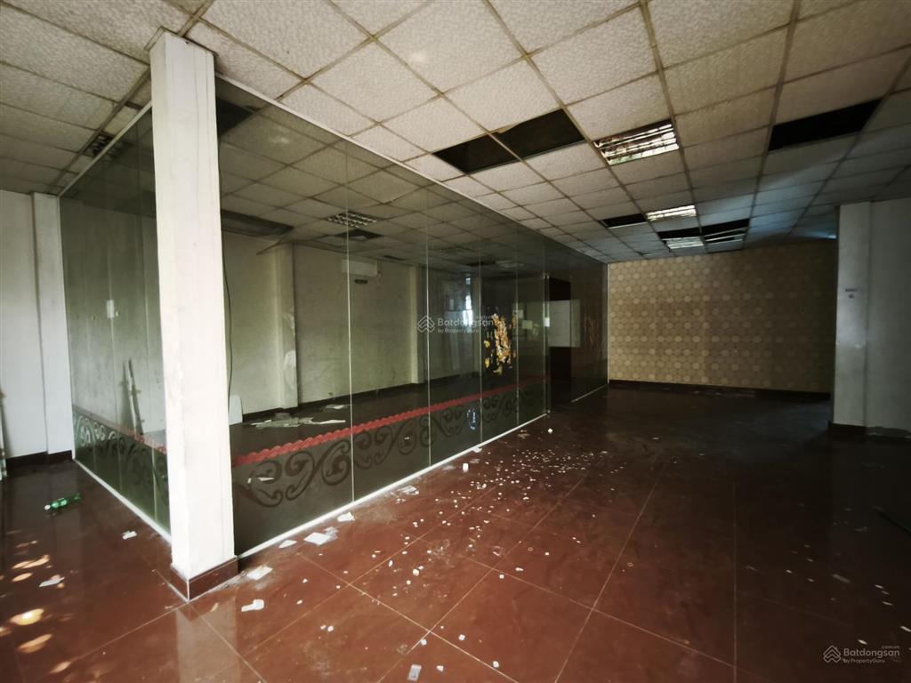 Nhà văn phòng 600m2 1 lầu quốc lộ 13, hbp