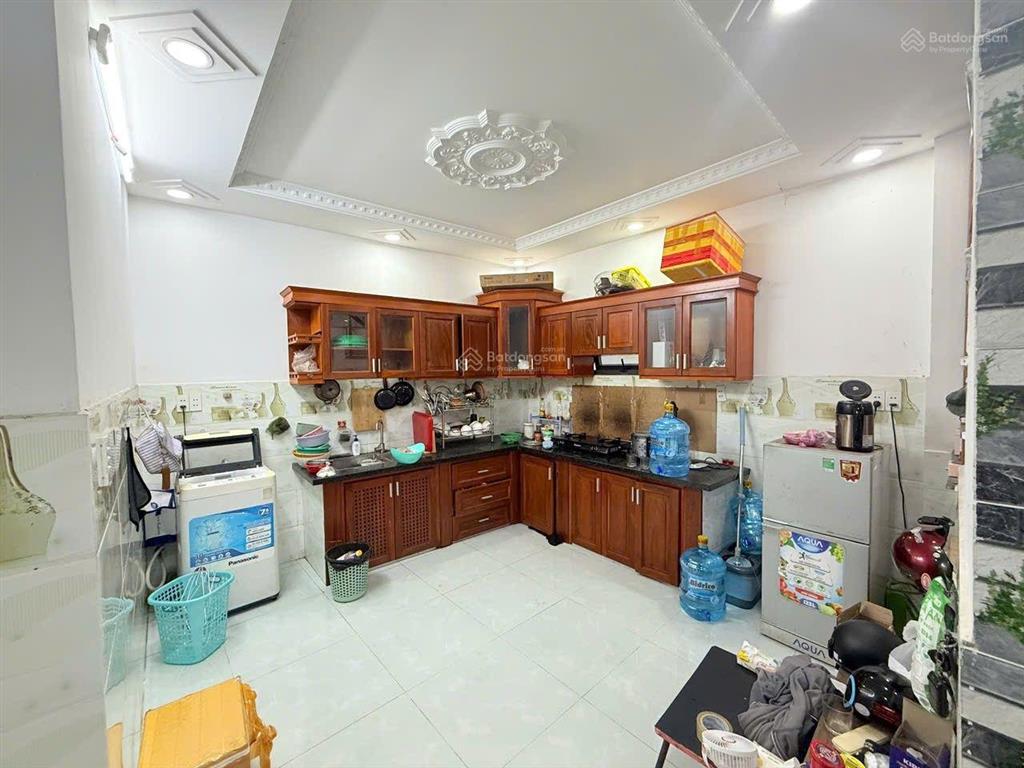 Nhà trường thọ đs 2 54m2 nở hậu 3pn cách hẻm xe hơi 30m. có nguồn thu cố định