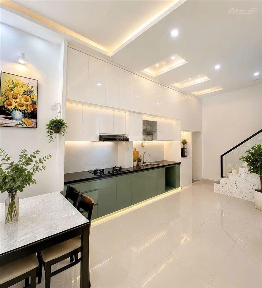 Nhà sát kdc hồng long, ql13 54m2 4.5*12m 2 lầu + st 4pn
