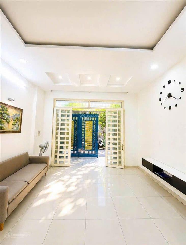 Nhà sát kdc hồng long, ql13 54m2 4.5*12m 2 lầu + st 4pn