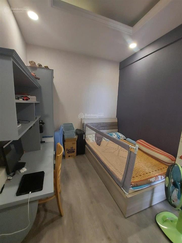 Bán nhanh căn hộ chung cư the botanica . diện tích73m22pn. giá bán  6ty