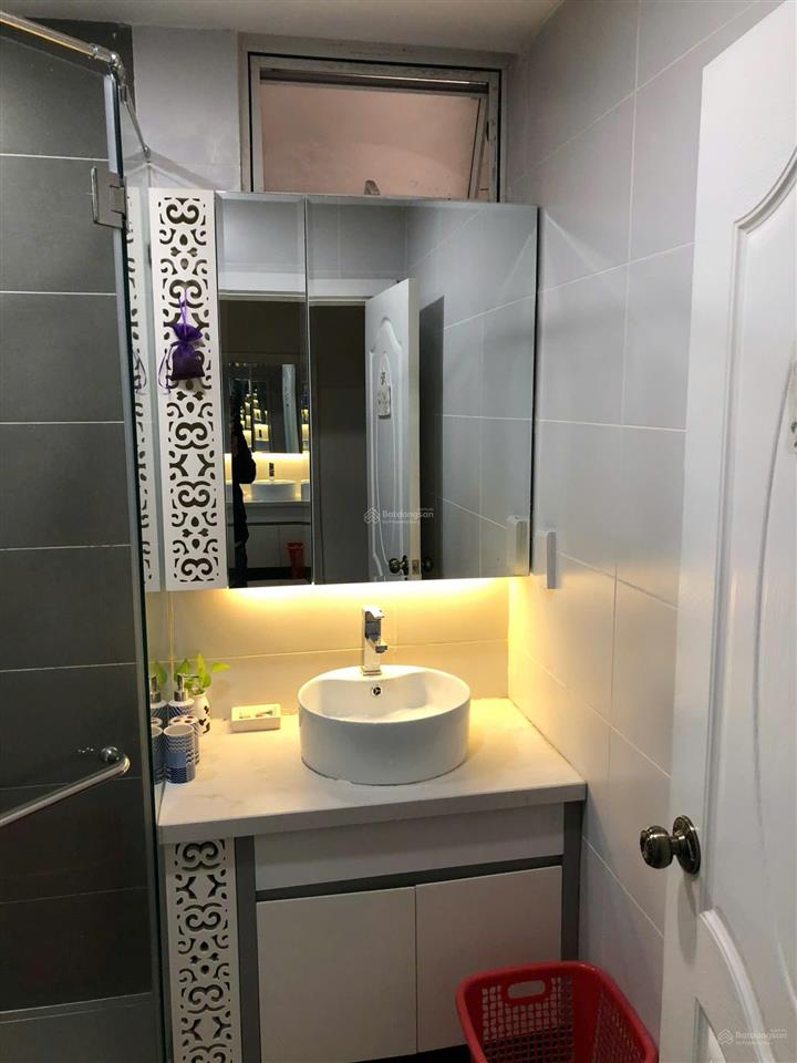 Bán chung cư cao cấp the botanica. diện tích  73m2. giá bán  6ty bao pcn và 1%pmg