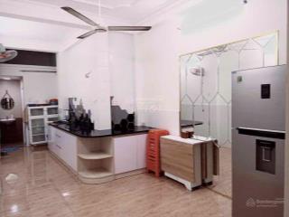Chính chủ bán nhà riêng tại đường phan xích long pn, 6,8 tỷ, 4pn, 3wc, 1 trệt 2 lầu 1 sân thượng