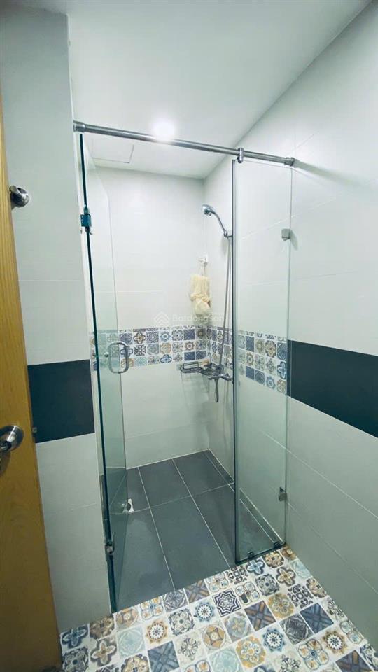 Cần bán gấp căn hộ chung cư orchard garden full nội thất  gần sân bay giá chỉ 2.85 tỷ