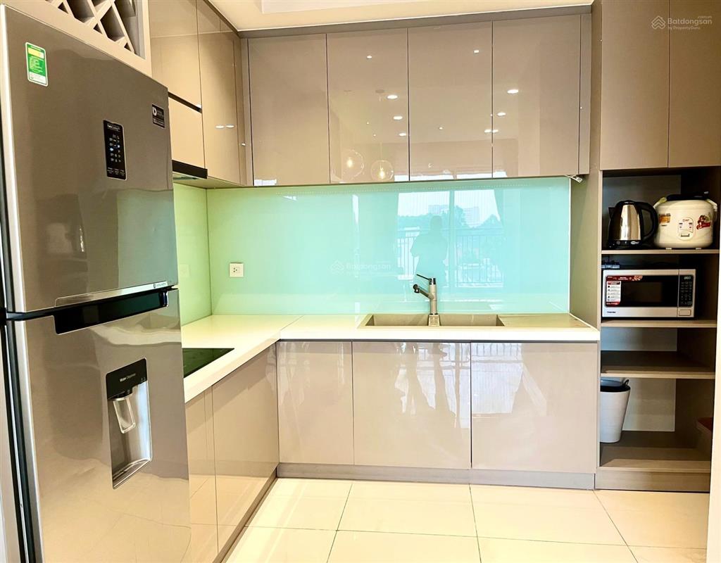 Cho thuê căn hộ cao cấp 3pn2wc tòa golden mansion full nội thất rộng rãi giá chỉ 21 triệu/tháng