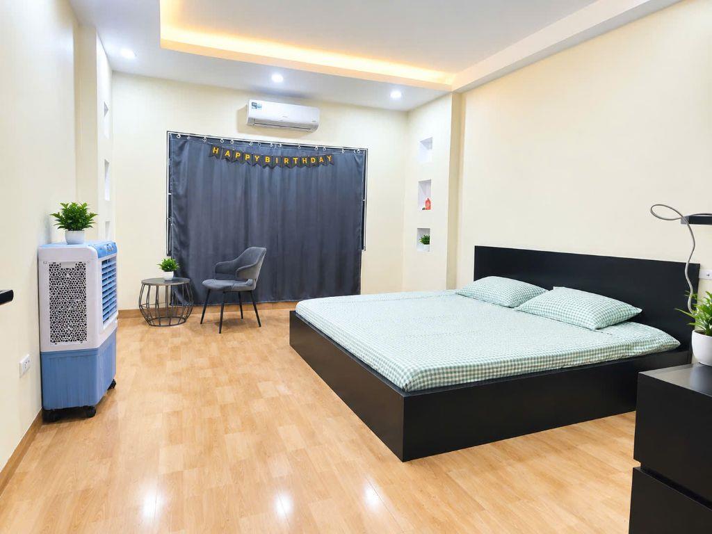 Bán nhà Vân Canh, giáp Xuân Phương, sẵn nội thất mới, 5 tầng giá 5.4 tỷ