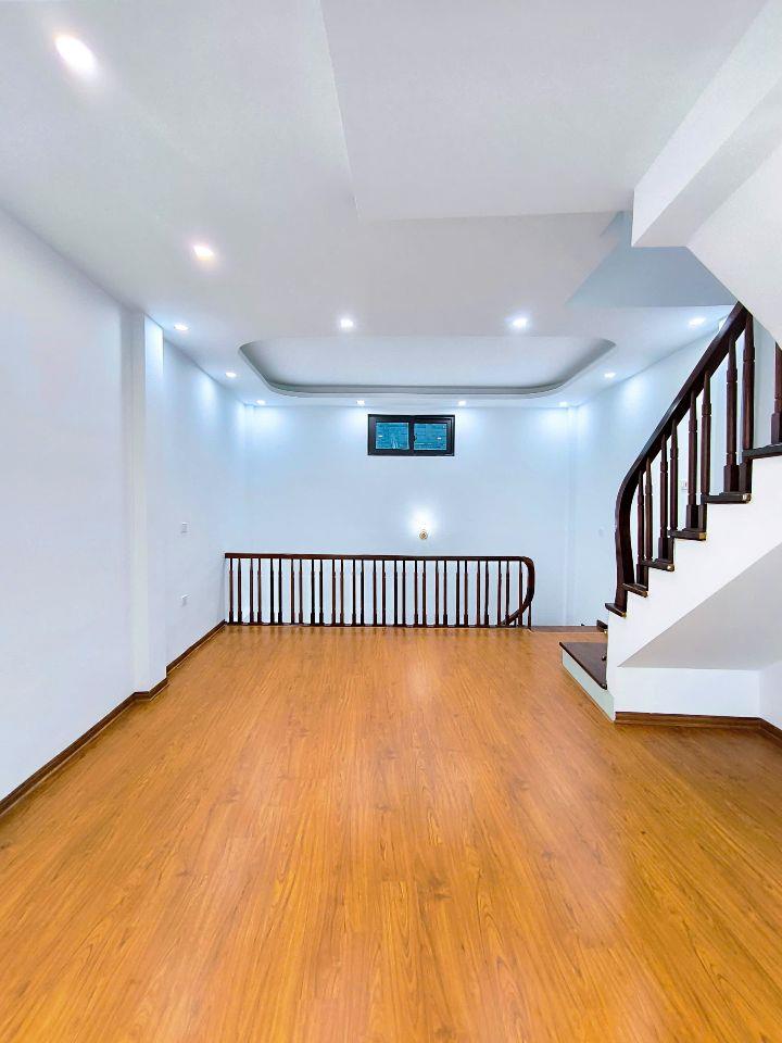 Bán nhà xã Sơn Đồng, Hà Nội 42M 5 Tầng, kinh doanh, ô tô qua nhà, thiết kế phong cách Châu âu, vành đai 4