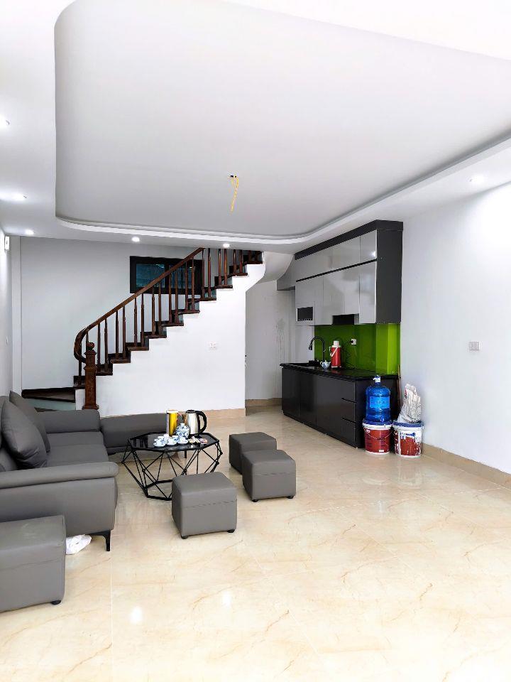 Bán nhà xã Sơn Đồng, Hà Nội 42M 5 Tầng, kinh doanh, ô tô qua nhà, thiết kế phong cách Châu âu, vành đai 4