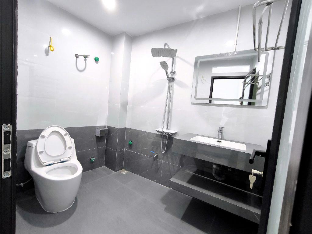 Bán nhà xã Sơn Đồng, Hà Nội 42M 5 Tầng, kinh doanh, ô tô qua nhà, thiết kế phong cách Châu âu, vành đai 4