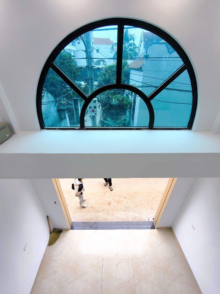 Bán nhà xã Sơn Đồng, Hà Nội 42M 5 Tầng, kinh doanh, ô tô qua nhà, thiết kế phong cách Châu âu, vành đai 4