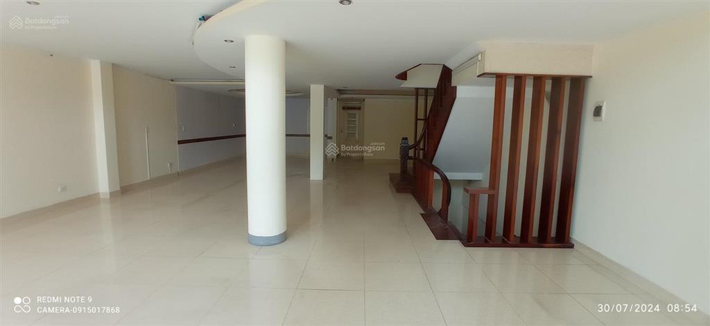Bán nhà tại vị trí kim cương  mặt tiền quốc lộ 9b, đông hà, quảng trị cách trung tâm nhà hát 600m
