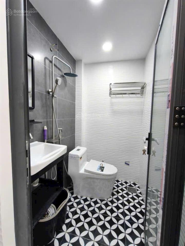 Bán gấp nhà 1 trệt 1 lầu, nguyễn văn bứa, 820 triệu giấy tờ đầy đủ chính chủ