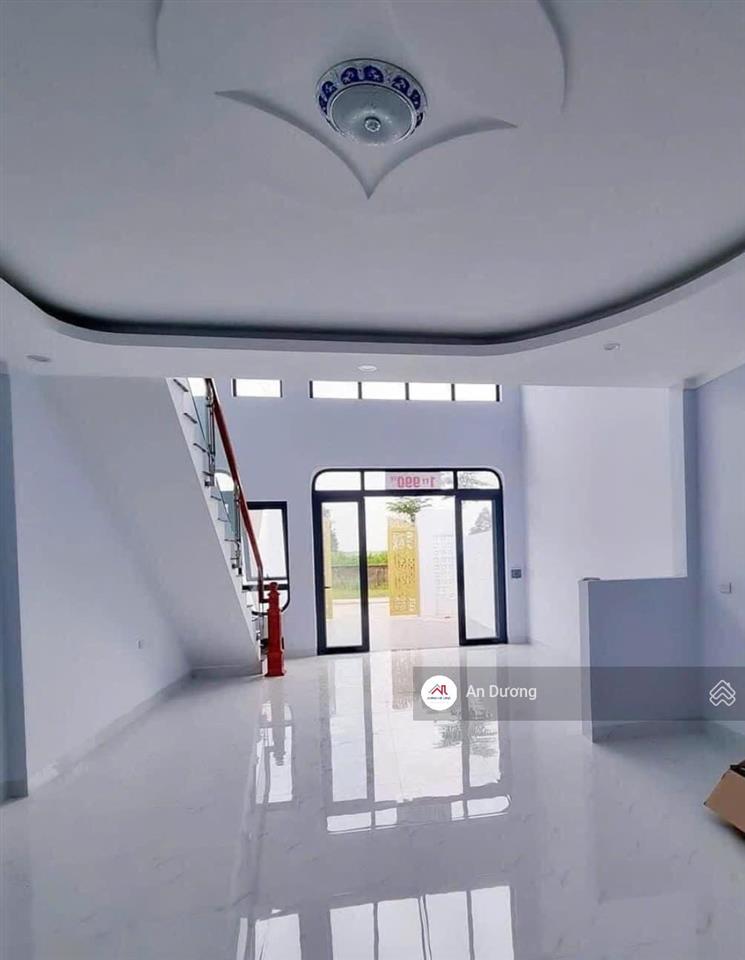 Bán gấp nhà 1 trệt 1 lầu, nguyễn văn bứa, 820 triệu giấy tờ đầy đủ chính chủ