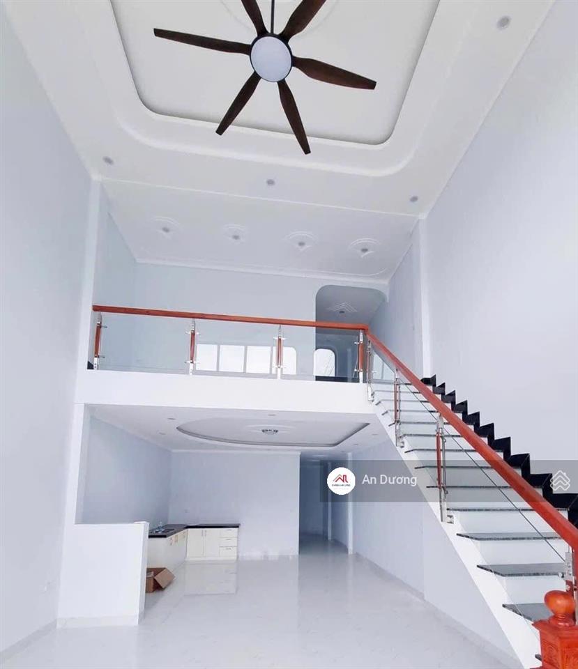 Bán gấp nhà 1 trệt 1 lầu, nguyễn văn bứa, 820 triệu giấy tờ đầy đủ chính chủ