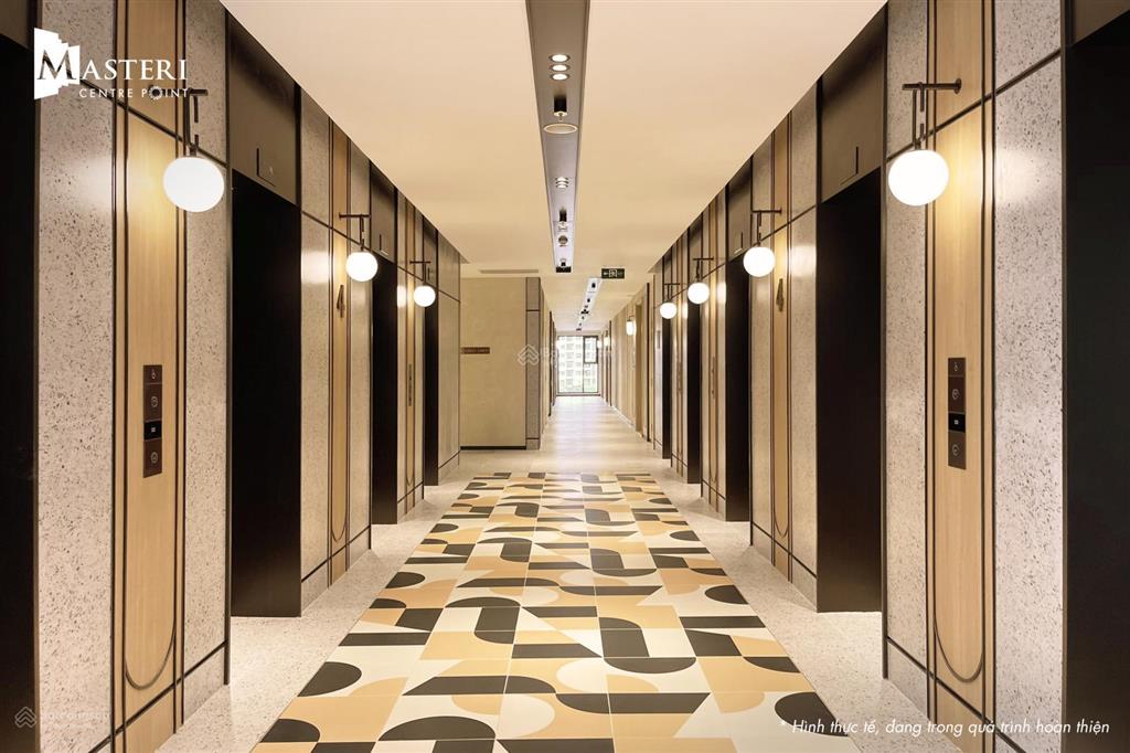 Chính chủ bán căn hộ 4tỷ680  2pn  74 m2  căn góc có sổ  masteri center point (vinhomes quận 9)