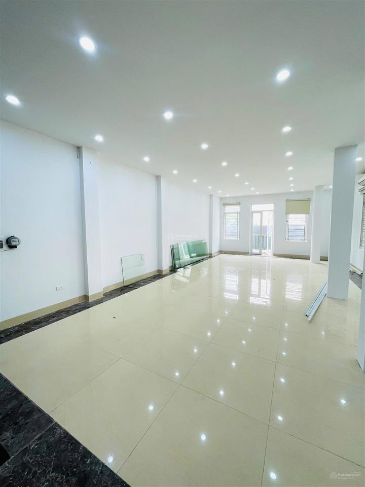 Chính chủ cho thuê văn phòng lô góc 2 mặt tiền phạm tuấn tài 75m² giá 16tr