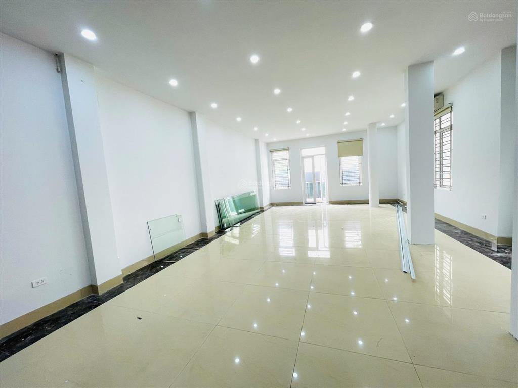 Chính chủ cho thuê văn phòng lô góc 2 mặt tiền phạm tuấn tài 75m² giá 16tr