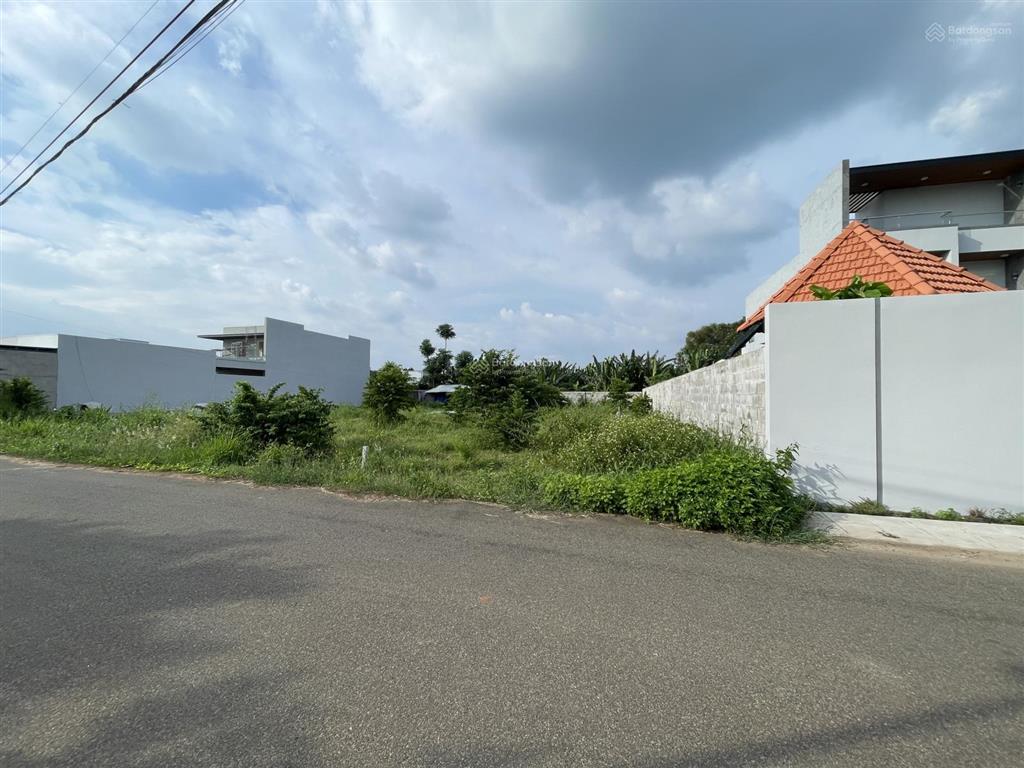 Chủ gửi bán lô đất biệt thự vườn đường 85 hoà long phường bà rịa tphcm