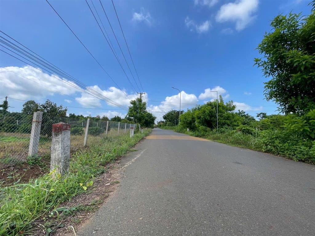 Chủ gửi bán lô đất mặt tiền đường gần quảng phú, phước an, gần ngã 3 cô đơn. nghĩa thành tp. hcm