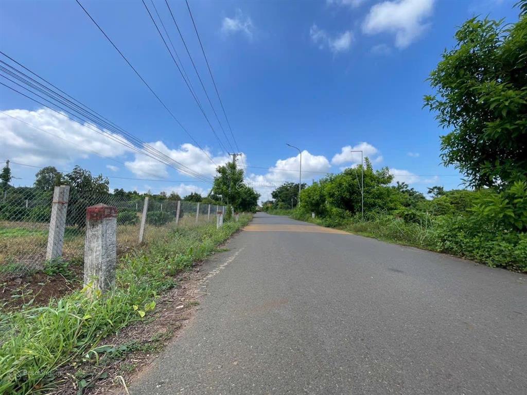 Chủ gửi bán lô đất mặt tiền đường gần quảng phú, phước an, gần ngã 3 cô đơn. nghĩa thành tp. hcm