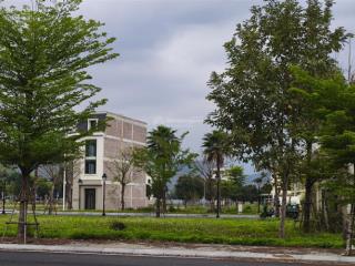 Chính chủ liền kề 100m2 centreville hướng tây tứ trạch đường lớn