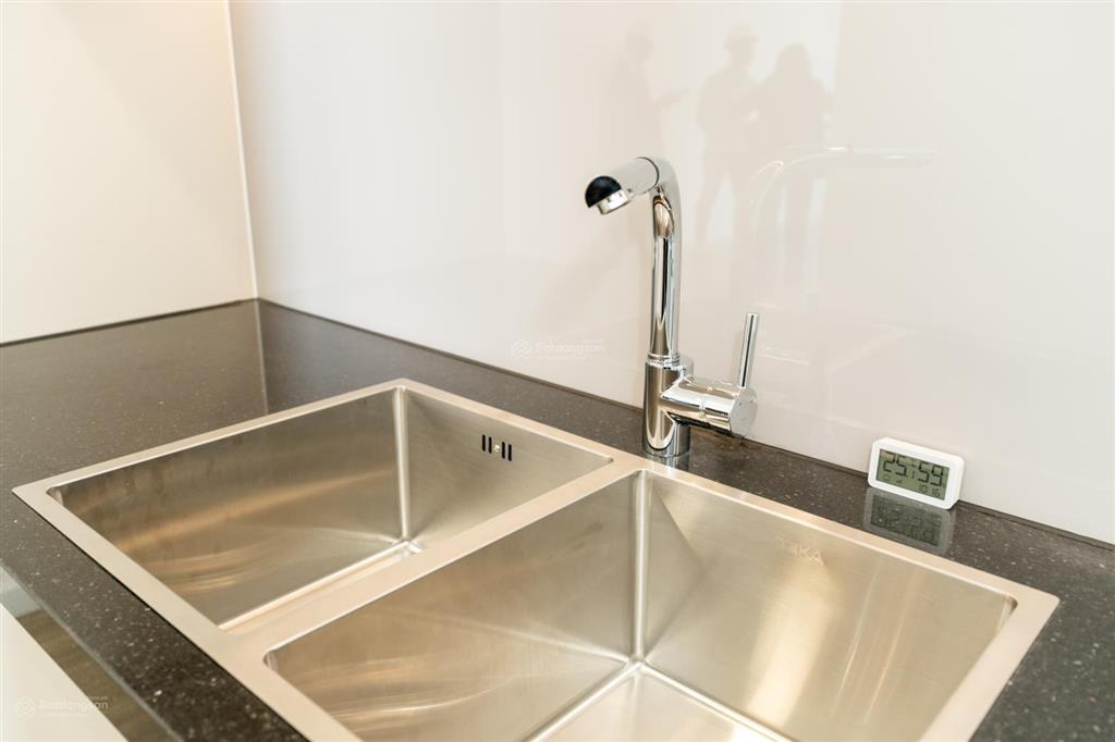 Bán gấp 2pn  2wc giá full thuế + phí 3.434 tỷ, nhà mới đầy đủ nội thất ngay ngã tư phạm văn đồng