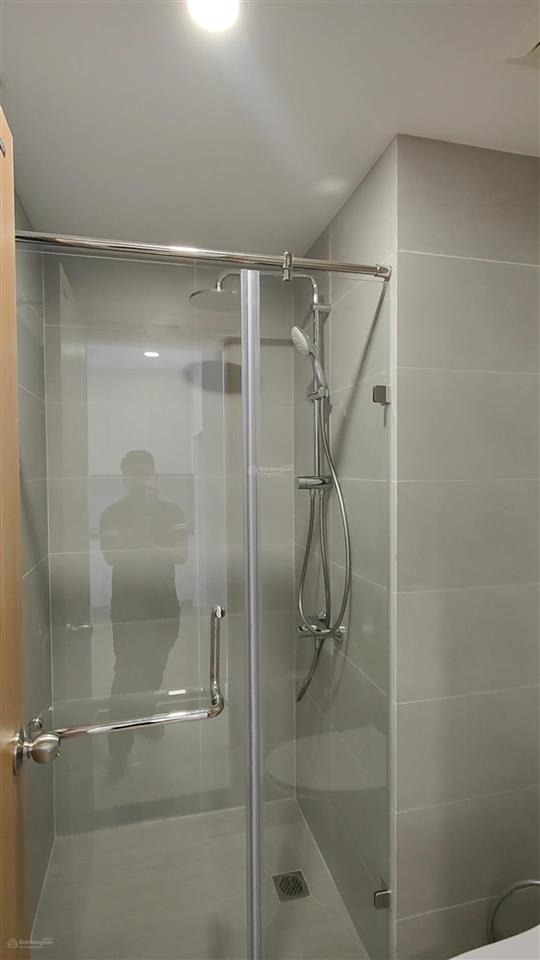 Bán nhanh căn hộ giá tốt 2pn1wc hướng đông nam, giá 2,149 tỷ ngay ngã tư phạm v đồng