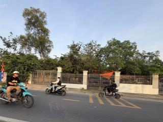 Mặt tiền hùng vương xã phú đông ngộp ngân hàng giá 10tr/m2 dt 2580m2 bán trước tết cách phà 5km