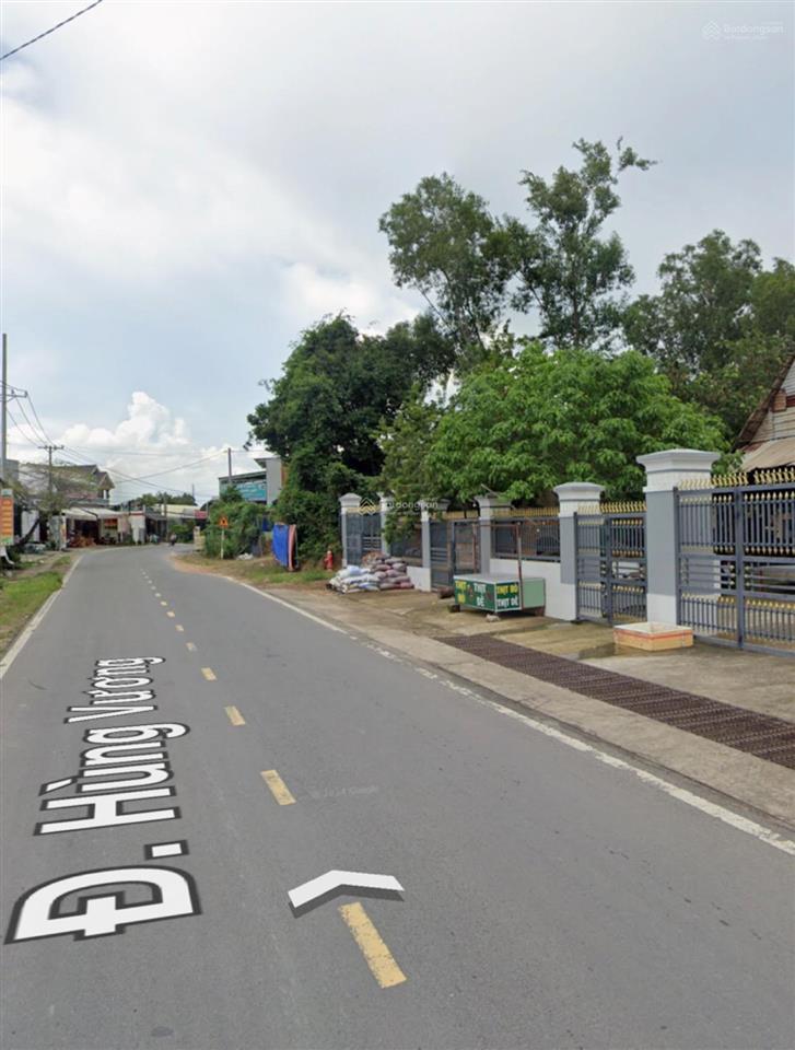 Mặt tiền hùng vương xã phú đông ngộp ngân hàng giá 10tr/m2 dt 2580m2 bán trước tết cách phà 5km