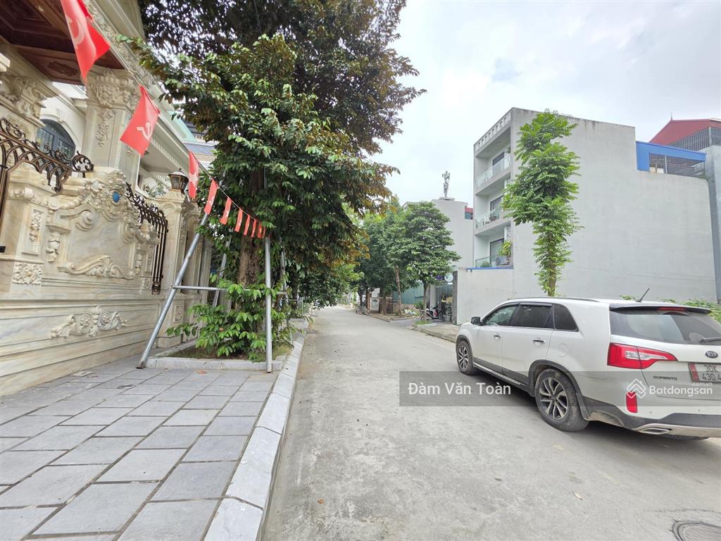 Bán nhà phố 4 tầng dg02 thị trấn quốc oai. nhà đẹp, xây kiên cố, đường to, thuận tiện kinh doanh