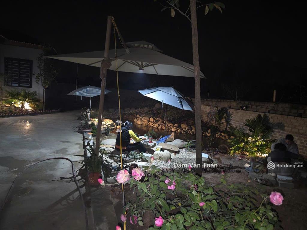 Chính chủ tôi cần bán 750m2 sẵn nhà vườn ngoại ô thành phố. đất tại quốc oai, giá chỉ 4,5 tỷ.