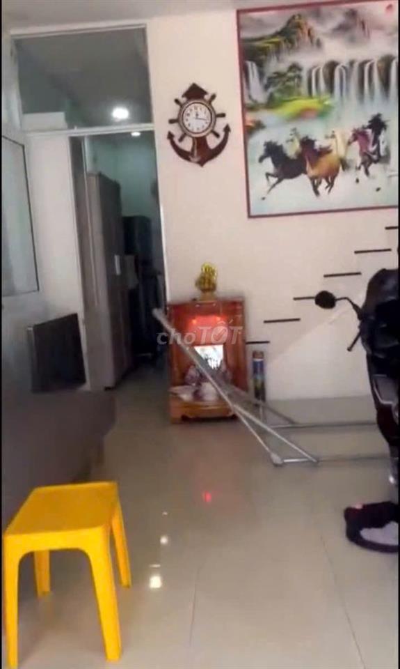 Nhà 1 trệt 1 lầu 2pn 2wc