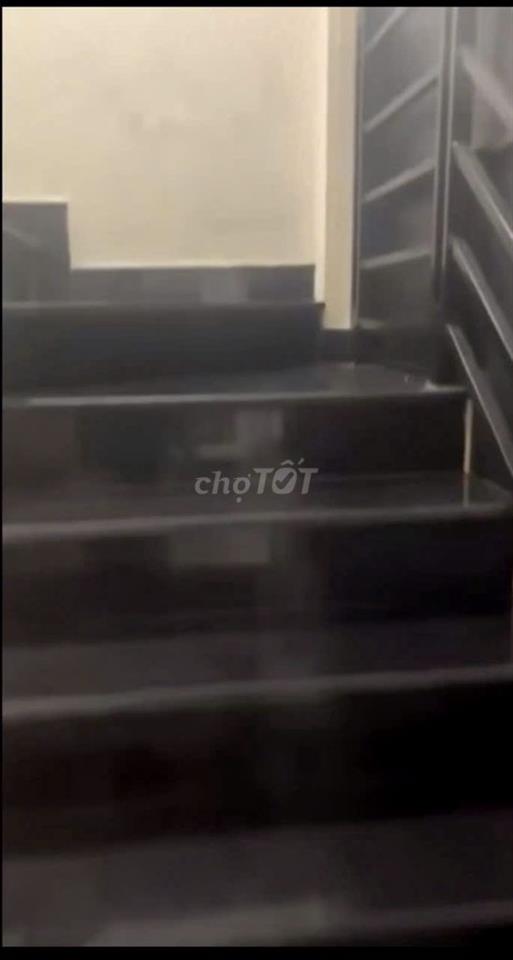 Nhà 1 trệt 1 lầu 2pn 2wc
