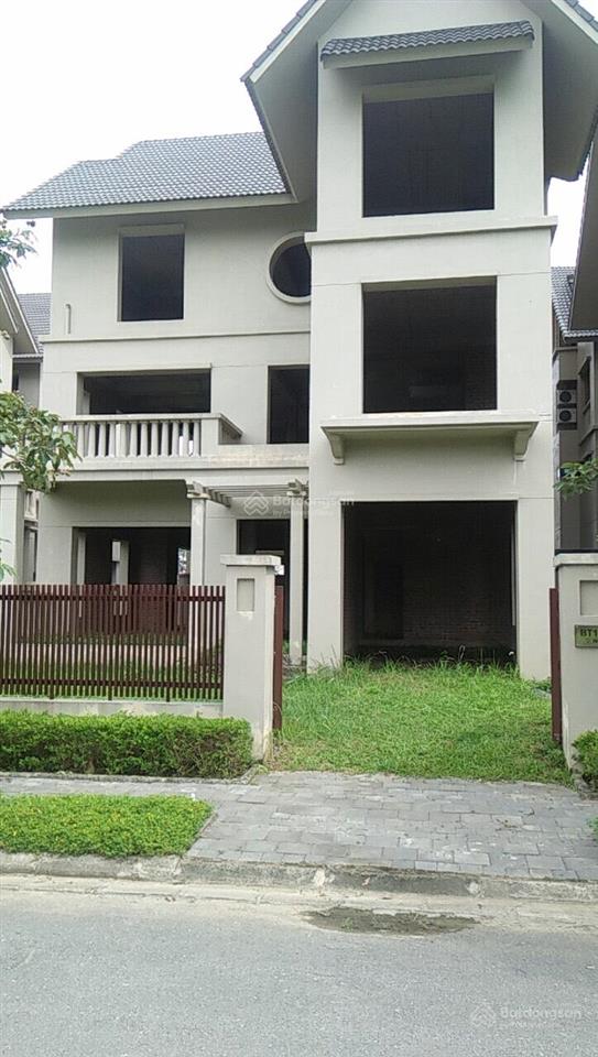 Bán biệt thự đẹp xuất sắc tại sunny garden city, 100 triệu/m2, dt  300m2   0968 813 ***