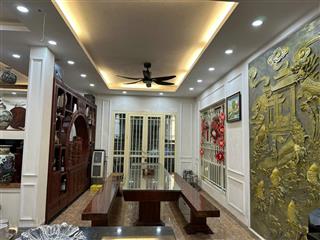 Bán nhanh căn 300 m hướng đông nam đã hoàn thiện full nội thất gía chỉ 35 tỷ   0968 813 ***