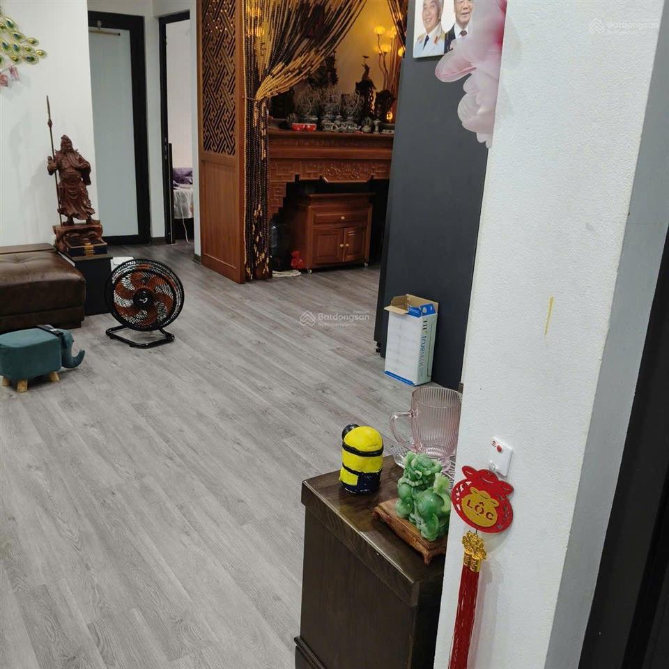 Chính chủ bán căn hộ chung cư tại mễ trì 87m² full đồ   0968 813 ***