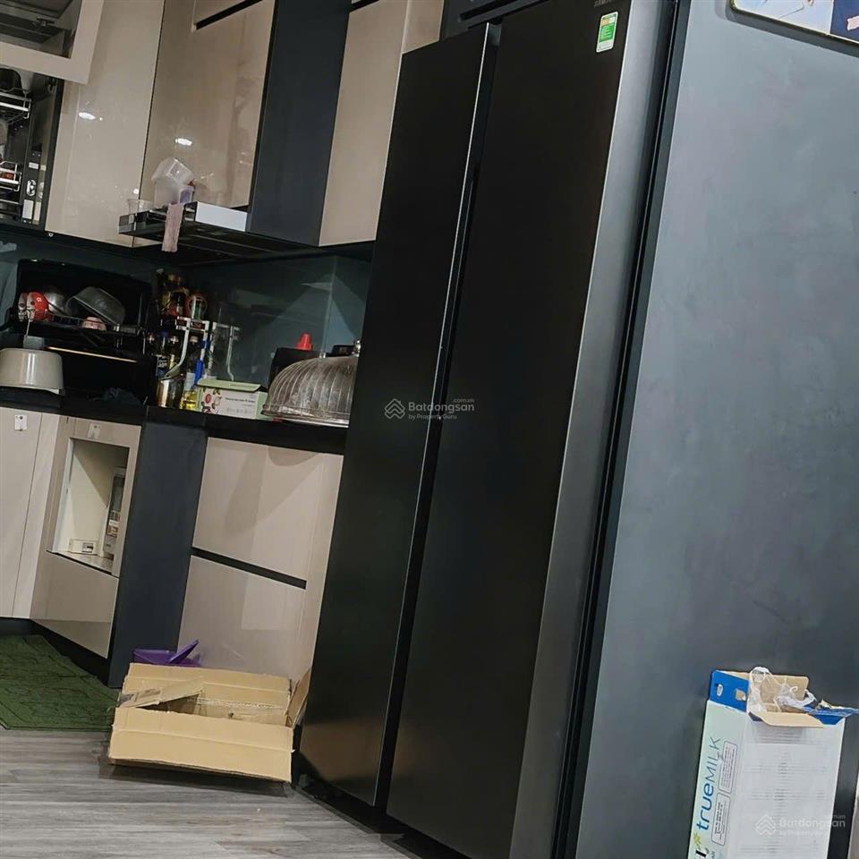 Chính chủ bán căn hộ chung cư tại mễ trì 87m² full đồ   0968 813 ***