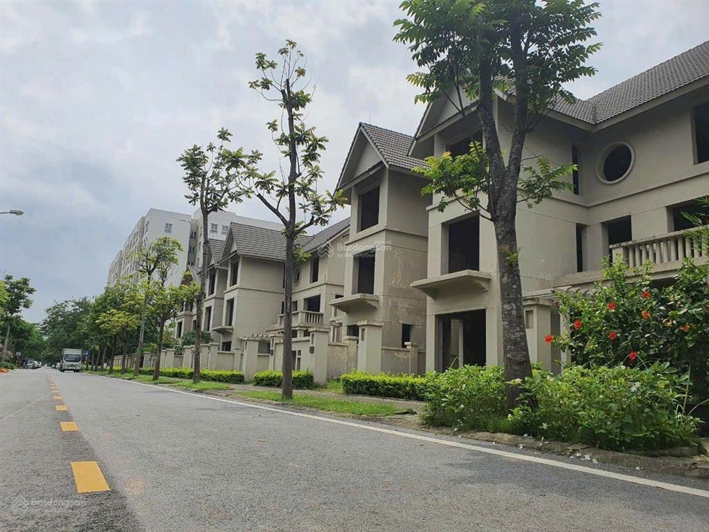 Bán nhanh biệt thự 300m khu đô thị sunny garden city, sài sơn, quốc oai giá chỉ 110 tr/m2 giá tốt