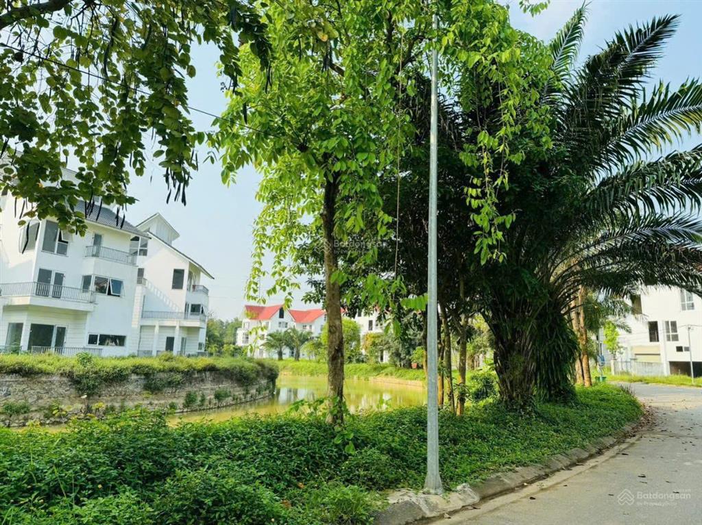 Bán nhanh căn biệt thự 230 khu ngôi nhà mới gía chưa đến 15 tỷ cả nhà và đất   0968 813 ***